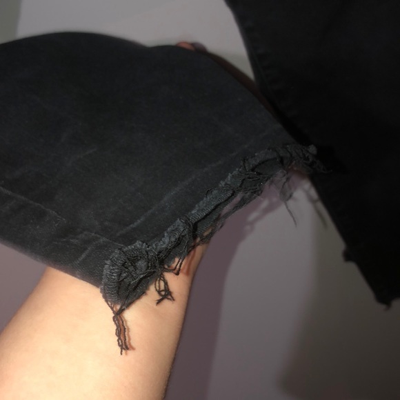 4/$35 No boundaries black high rise  jeans - Picture 2 of 3